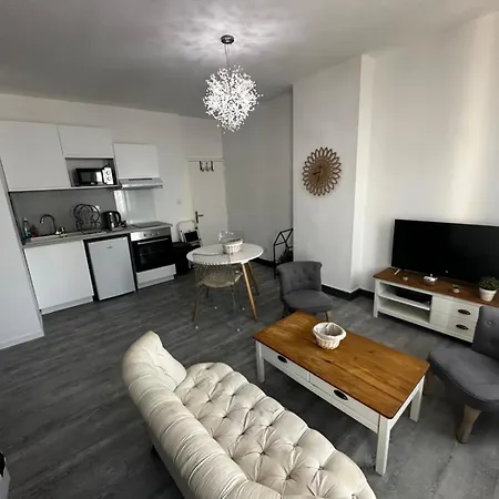 Le Caly - 2Mn Gare Sncf, Hyper Centre, Wifi-Netflix Apartment Niort Exterior photo