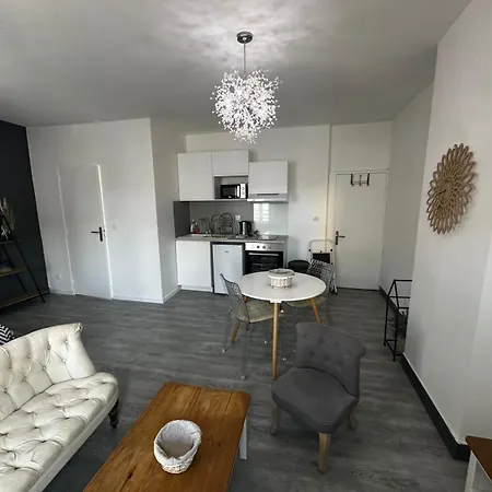 Le Caly - 2Mn Gare Sncf, Hyper Centre, Wifi-Netflix Apartment Niort Exterior photo
