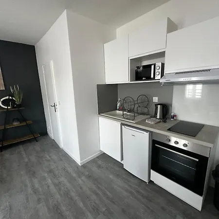 Le Caly - 2Mn Gare Sncf, Hyper Centre, Wifi-Netflix Apartment Niort Exterior photo
