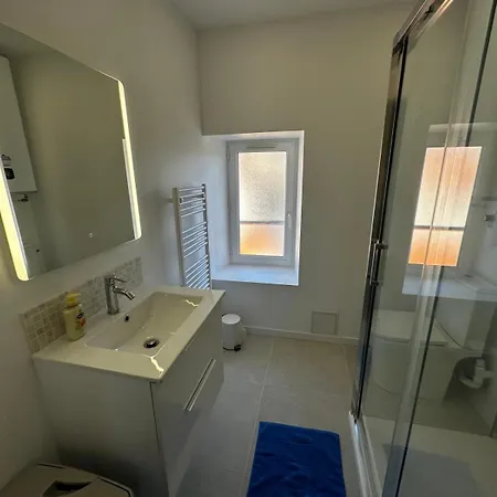 Le Caly - 2Mn Gare Sncf, Hyper Centre, Wifi-Netflix Apartment Niort Exterior photo